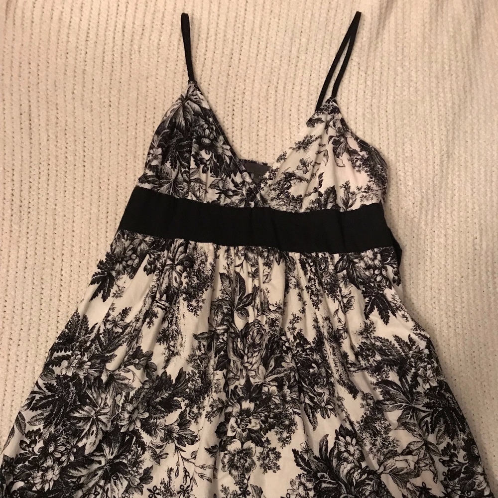 Black and White Print Babydoll Dress